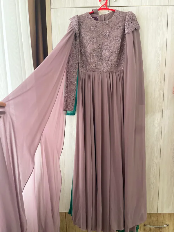 Вечернее платье размер 44 Вечернее платье размер 44
