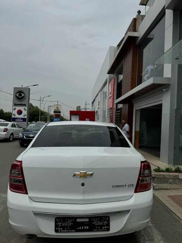 BMW i5 eDrive 40L Full — фото 1