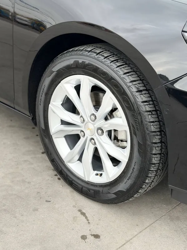 Malibu 2 2.4 & XL 7 Malibu 2 2.4 & XL 7