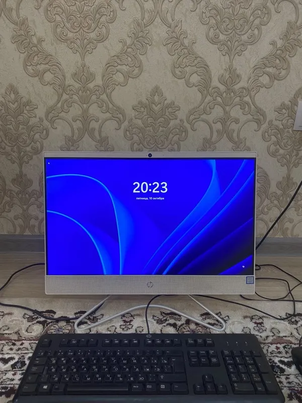 Моноблок HP 200 G3 AIO 2