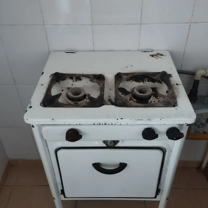 Продаю газ плиту — фото 1