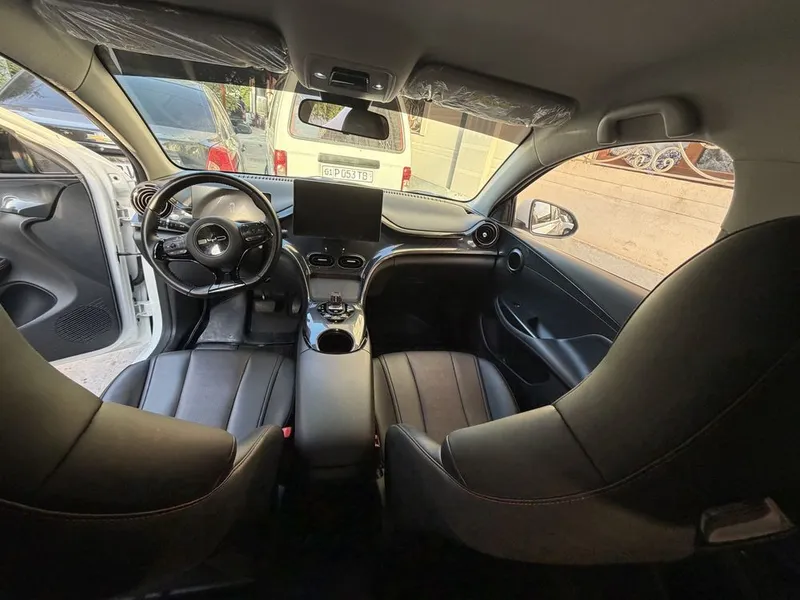 BYD E2 Luxury 405km 2023 — фото 6
