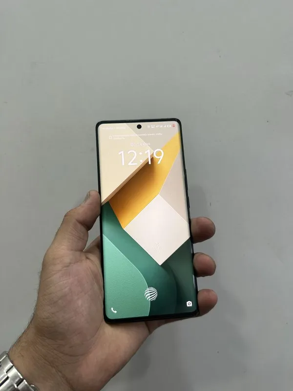 Vivo V30e 256 gb — фото 1