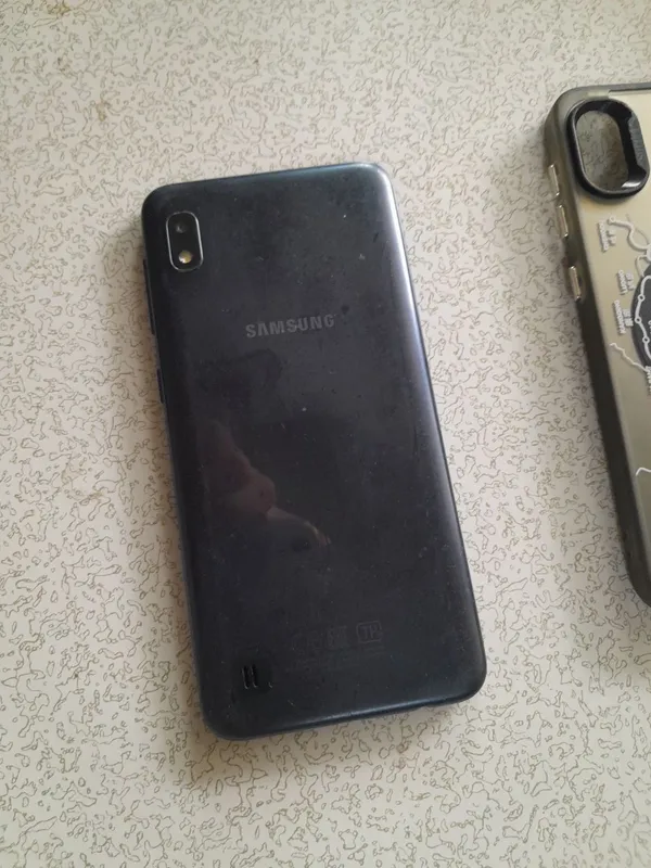Samsung A10