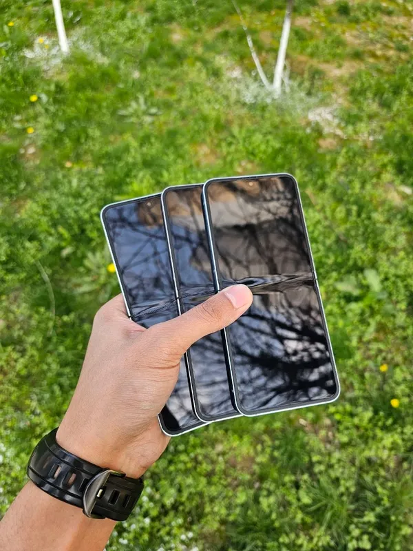 Samsung Galaxy Z Flip 6 (SIM + eSIM) — фото 1