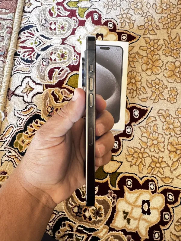Iphone 15 pro max 4