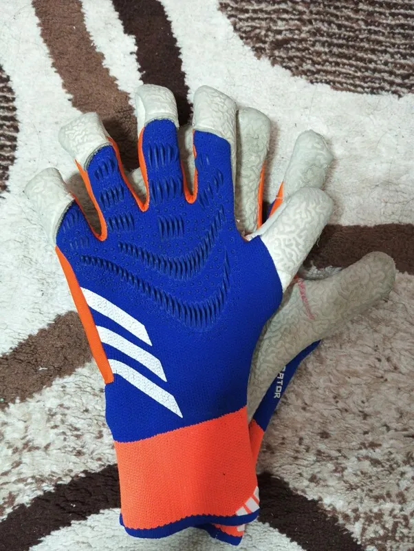 Adidas predator.