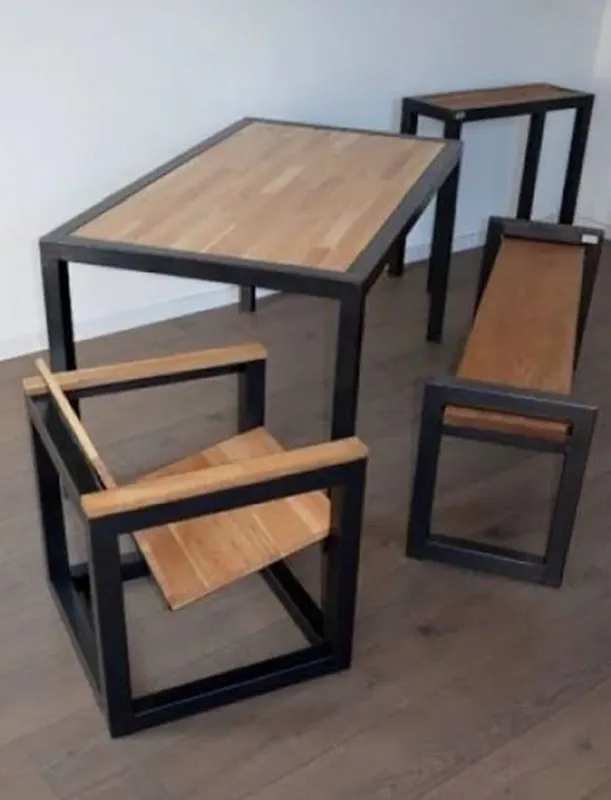 Loft haytech stilaj va stol stullar