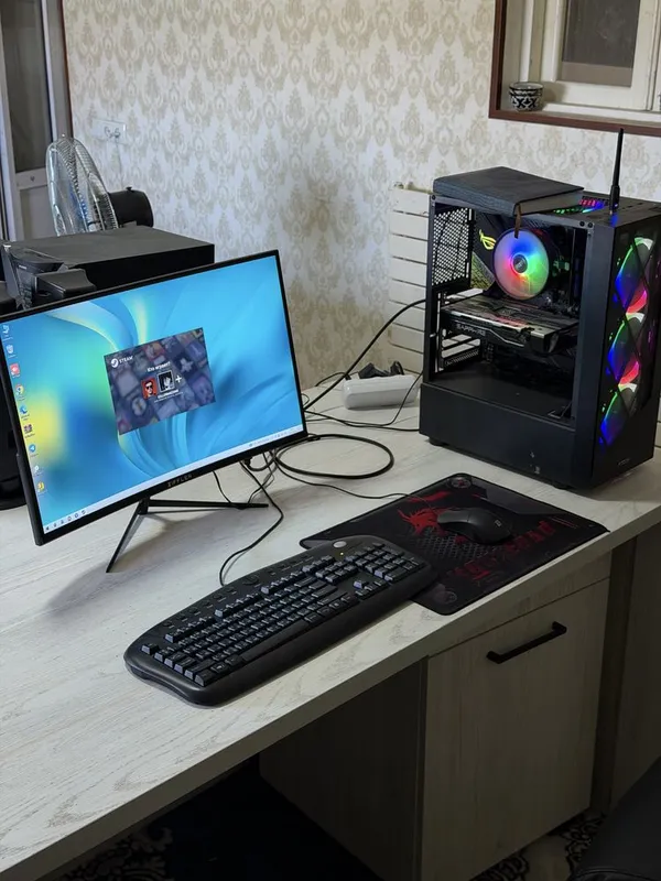 Tayyor ofis uchun stol stul kreslo kampyuter srochna sotiladi 1 Tayyor ofis uchun stol stul kreslo kampyuter srochna sotiladi 1