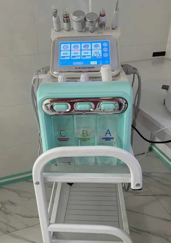 Косметологик комбайн H2-O2 Small Bubble 7 в 1 / Гидропилинг аппарати 3 Косметологик комбайн H2-O2 Small Bubble 7 в 1 / Гидропилинг аппарати 3