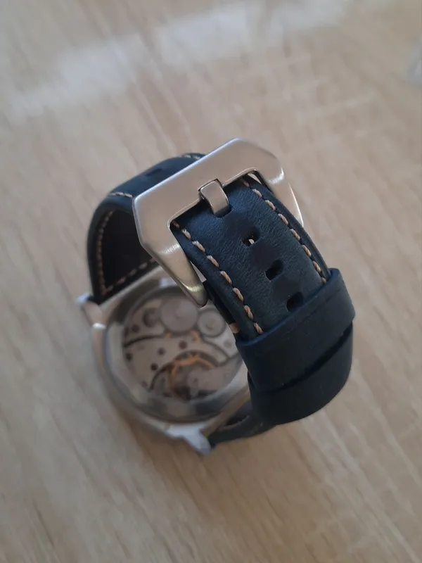 Молния-марьяж в корпусе Panerai 8 Молния-марьяж в корпусе Panerai 8