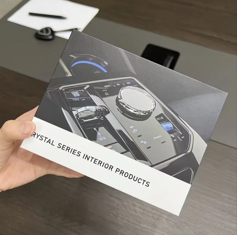 BMW i5 uchun kristall salon komplekti 4 BMW i5 uchun kristall salon komplekti 4