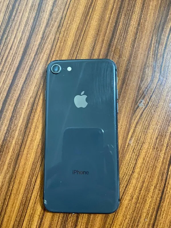 IPHONE 8 рабочем состояние