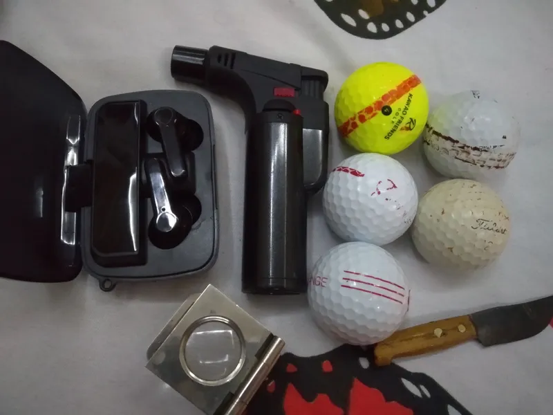 golf sotiladi eski narsala всё вместе продается
