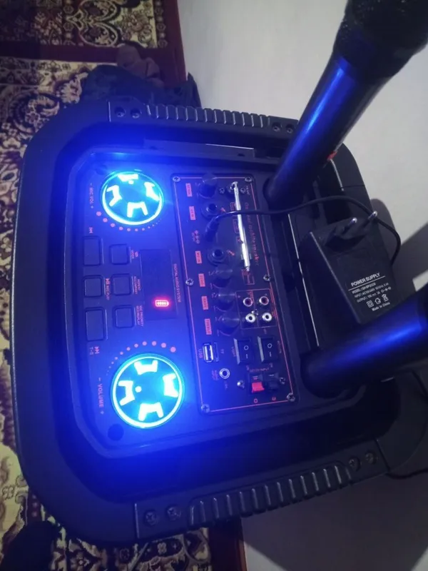 Kalonka sotiladi Aniq oladiganlar aloqaga chqing.pastda telefon raqam 3