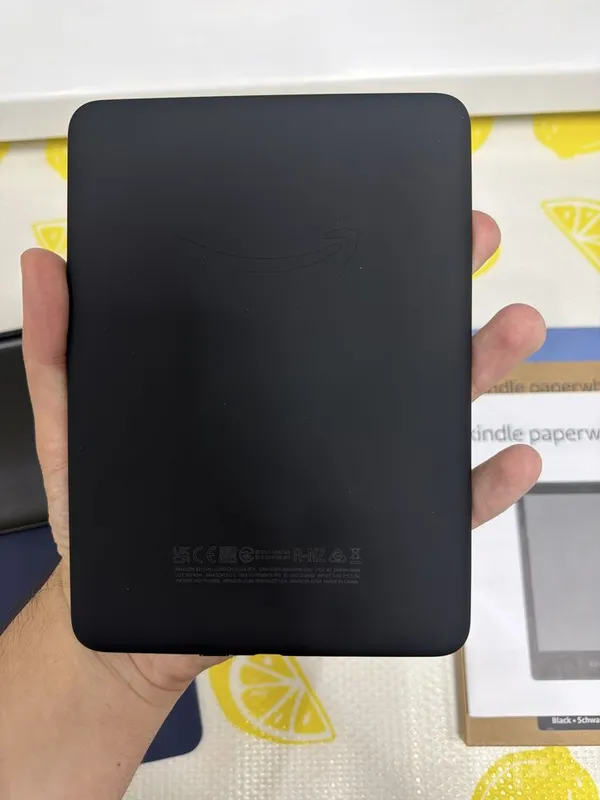 Yangi Amazon Kindle Paperwhite (12 Gen) 16 GB + g‘ilof komplektda 6 Yangi Amazon Kindle Paperwhite (12 Gen) 16 GB + g‘ilof komplektda 6
