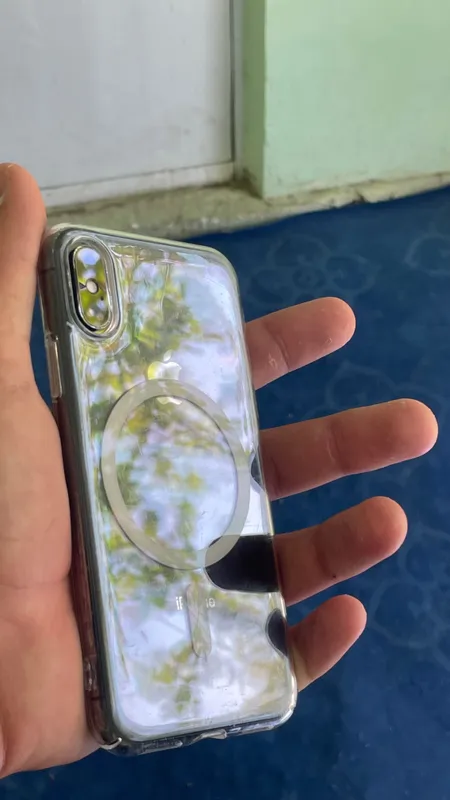 Iphone xs ……………. 2 Iphone xs ……………. 2