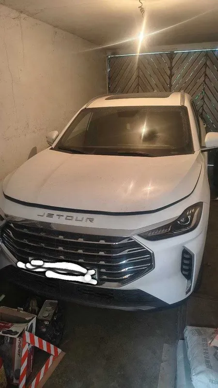 Jetour x70 plus 1.6