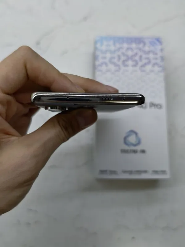 Infinix Camon 40 Pro Sotlad 6 Infinix Camon 40 Pro Sotlad 6