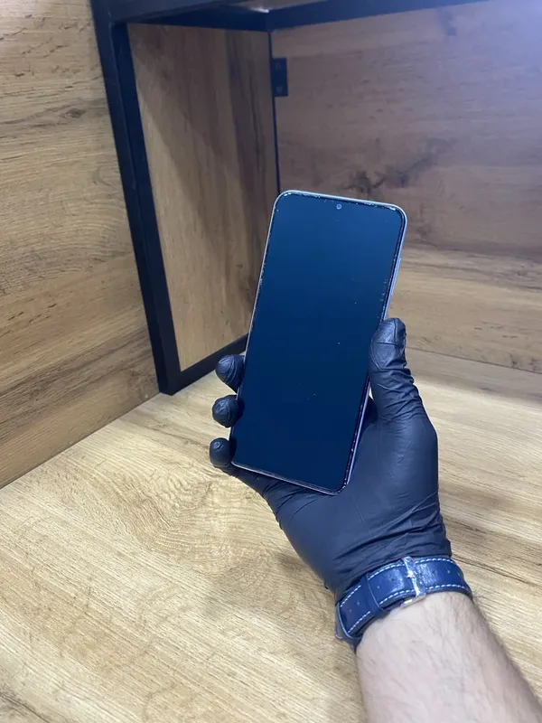 Samsung a13 sotuvda — фото 1