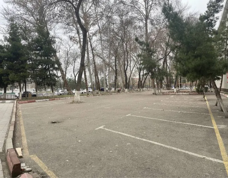 Аренда здания под школу, университет. М. Новза ул. Мукимий, 7500 m2 V1 — фото 1