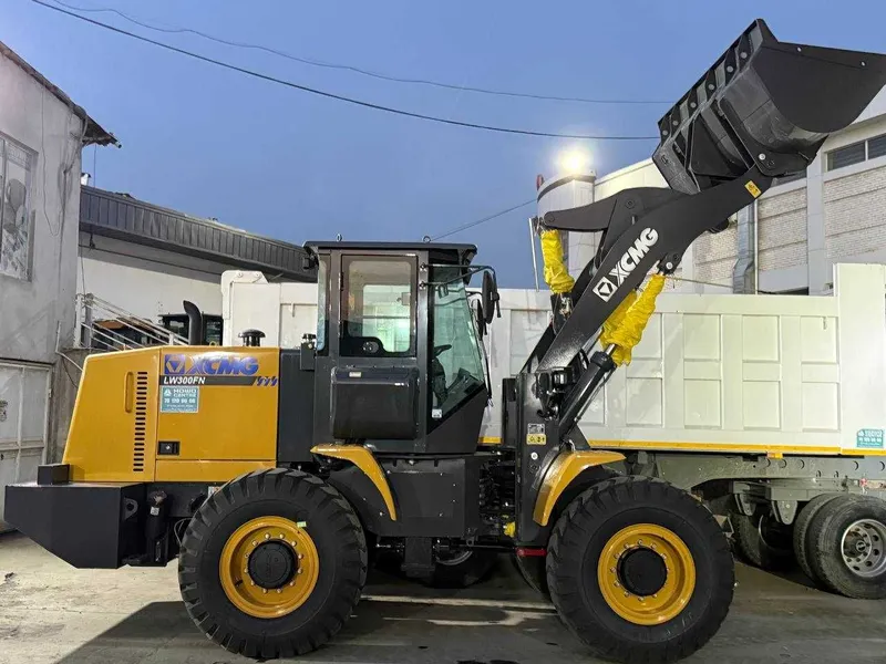 0.3 м/куб-лик ғилдиракли мини-экскаватор XGMA XG8085WH — фото 1