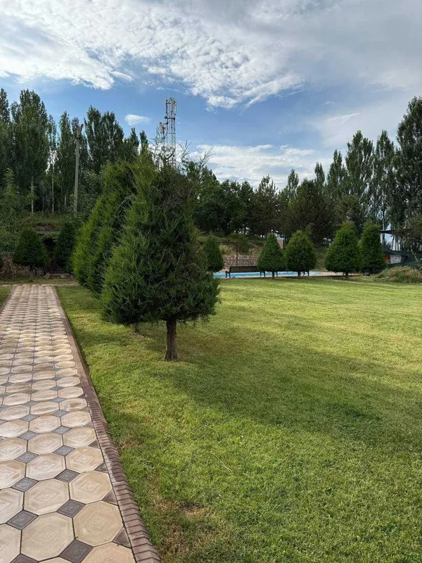 Дача в горах Чарвак с большой зелёной зоной отдыха — фото 3