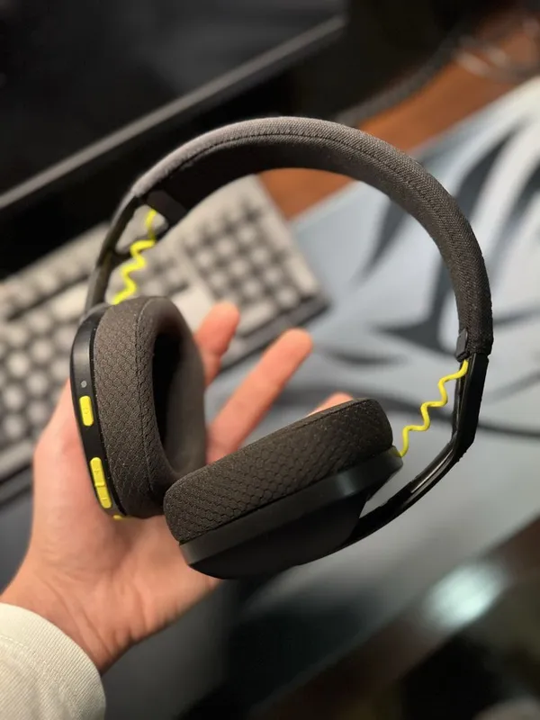 Игровые наушники Logitech G435 1