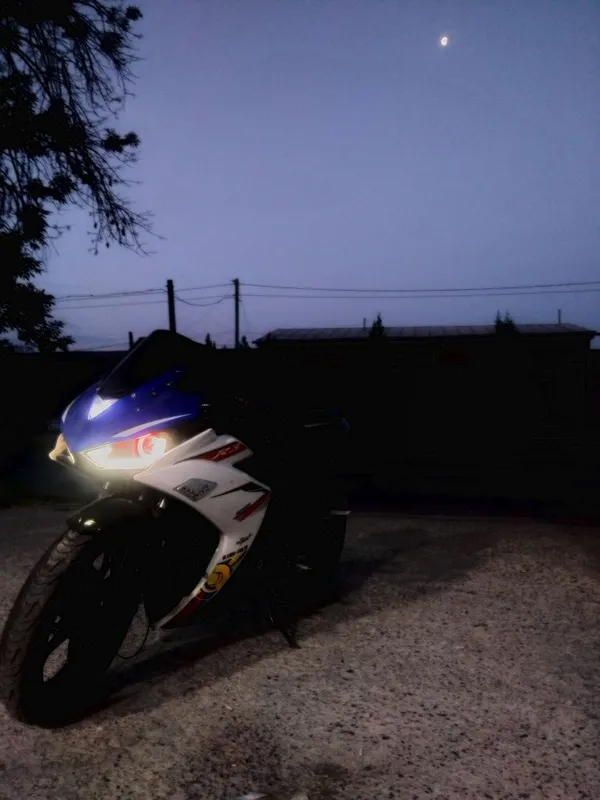 Yamaha R3 срочноооо — фото 2 Yamaha R3 срочноооо — фото 2