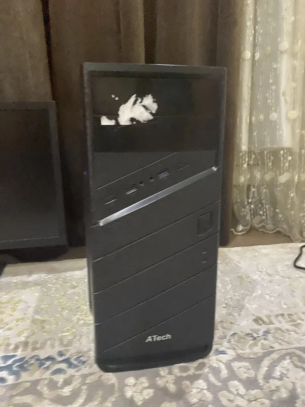 Kompyuter va Monitor arzon narxda 3 ta komplekt, хар бири 980000 сум , 4 Kompyuter va Monitor arzon narxda 3 ta komplekt, хар бири 980000 сум , 4