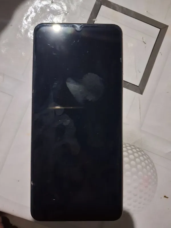 vivo 04 narx 100000 million
