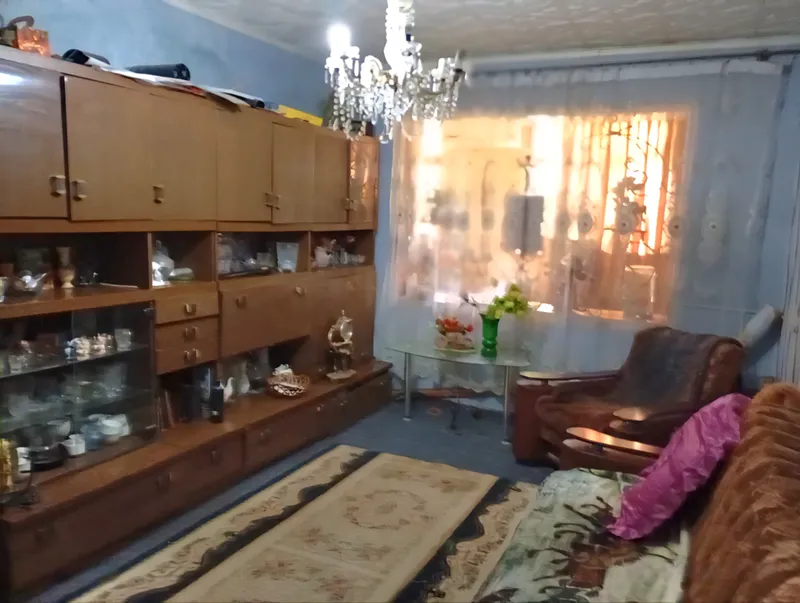 3 xonali kvartira sotiladi, Quyi Komsomolskiy, Chirchiq 2