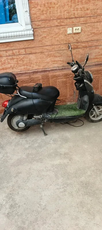 Продаётся скутер 1