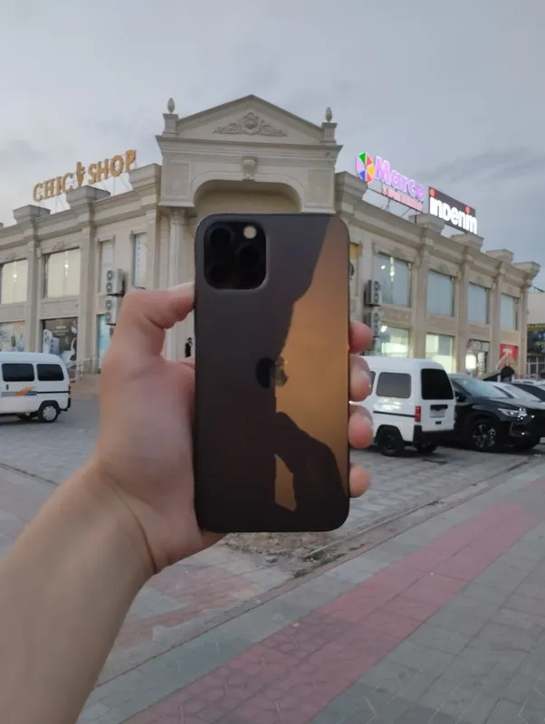 iPhone 12 pro ideal