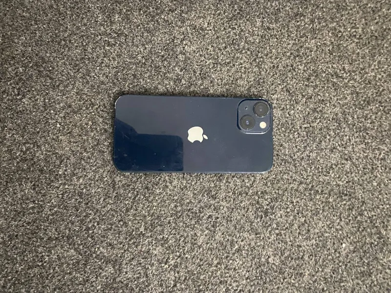 iphone 13 yomkost:84 xotira:128 karobka dakument iphone 13 yomkost:84 xotira:128 karobka dakument