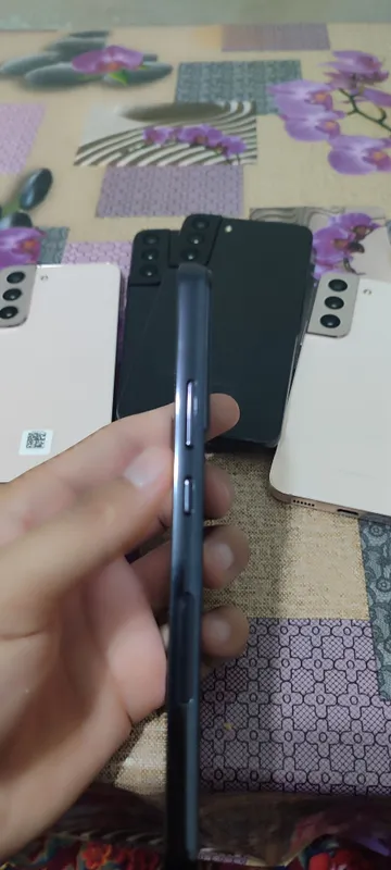 Samsung s22+ 4