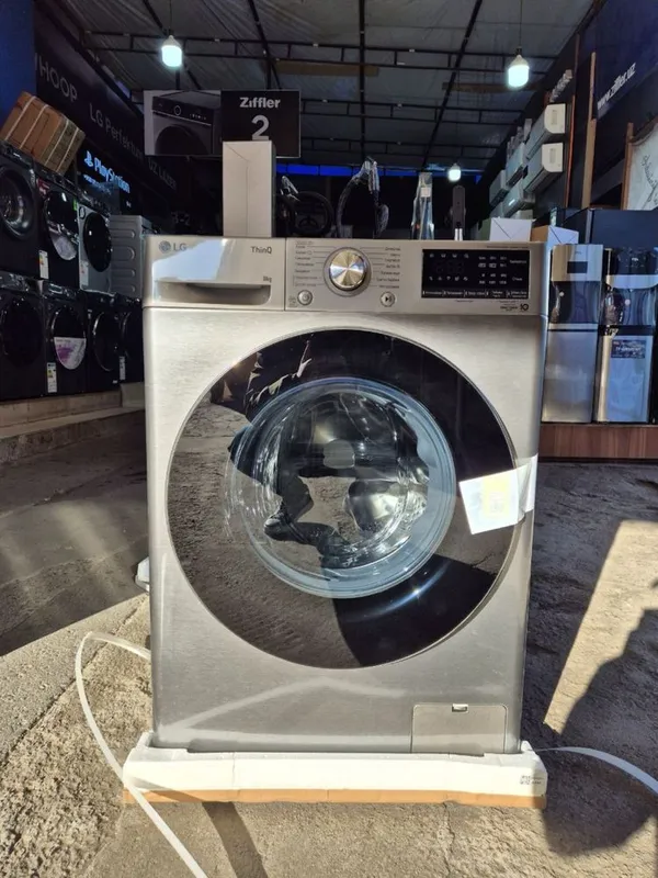 Стиральная машина LG 8 kg 3 Стиральная машина LG 8 kg 3