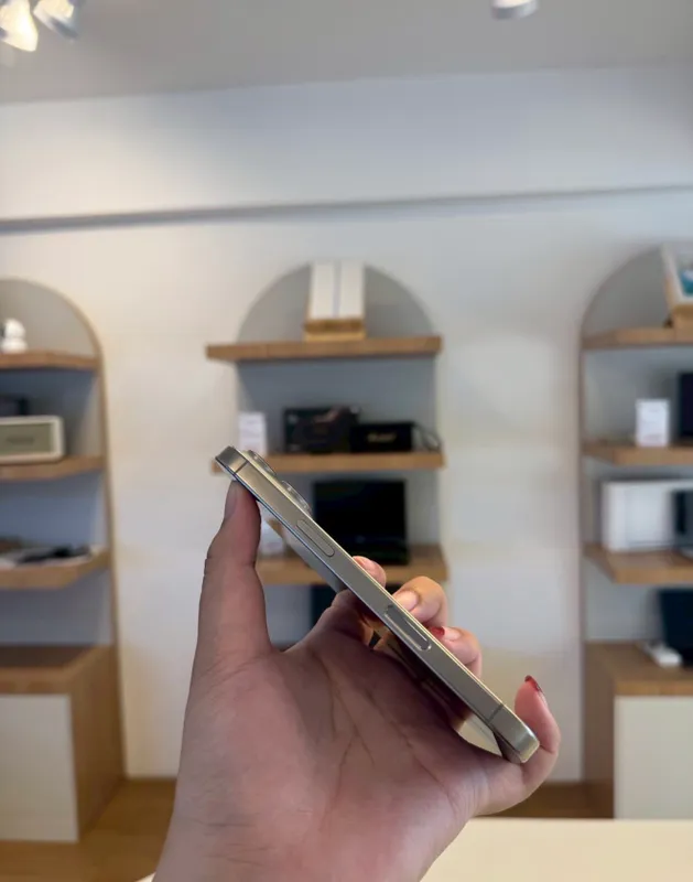 iPhone 15 Pro 256Gb Natural Titan Akk: 85% Kelwamz — фото 3