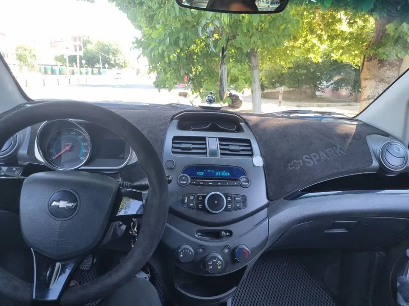 Chevrolet SPARK sotiladi. — фото 2