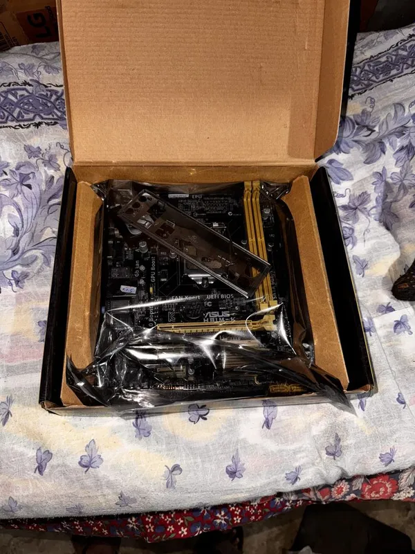 Материнская плата gigabyte — фото 2