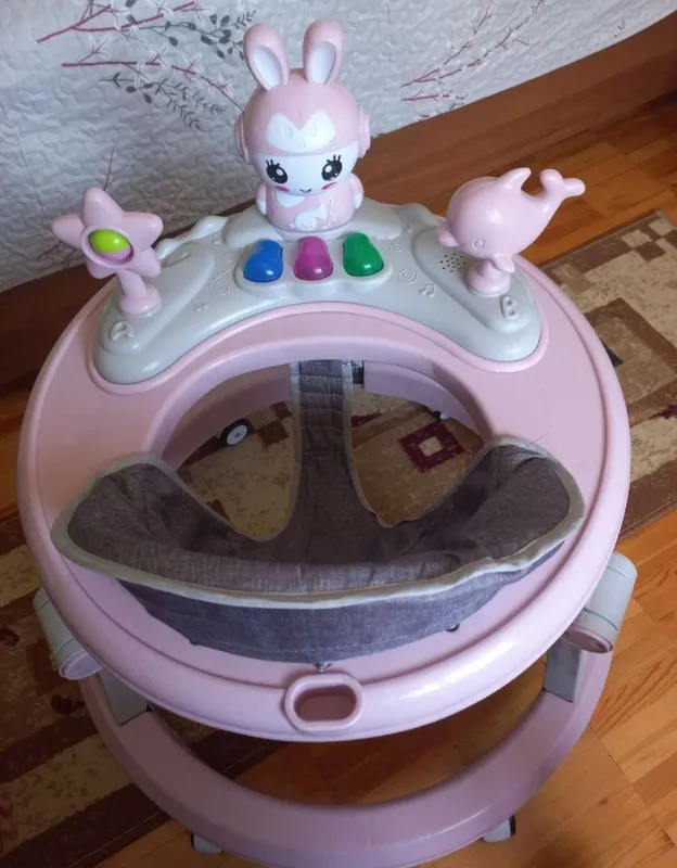 Продаются детские ходунки.