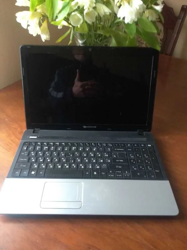 Ноутбук Packard bell. 4 гб. Операт. Диск 300 гб. — фото 1