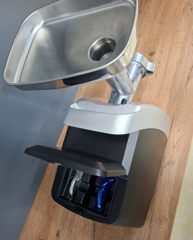 Мясорубка Bosch yangi 2 Мясорубка Bosch yangi 2