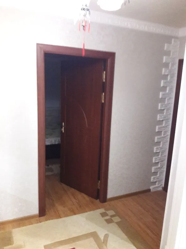 Сдам Квартиру на улице Шота-Руставели 3 комнатная 2 этаж — фото 5
