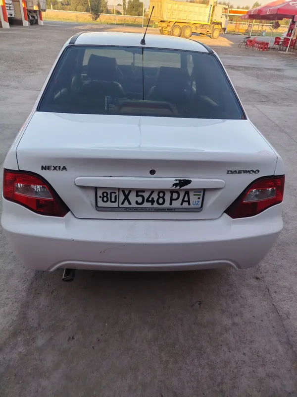 Nexia 2 GL Daewoo 3