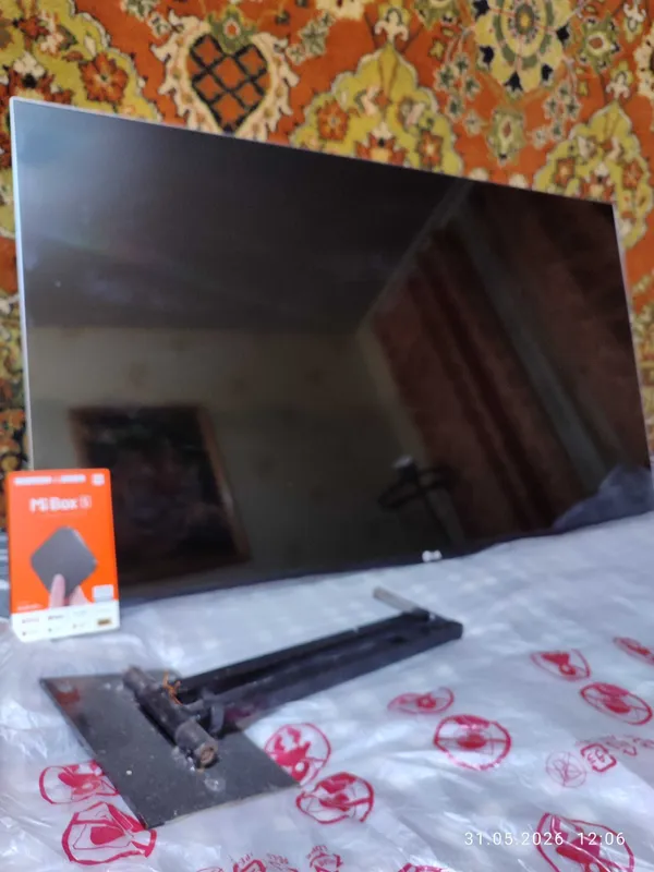 Телевизор LG-47", МИбокс в комплекте