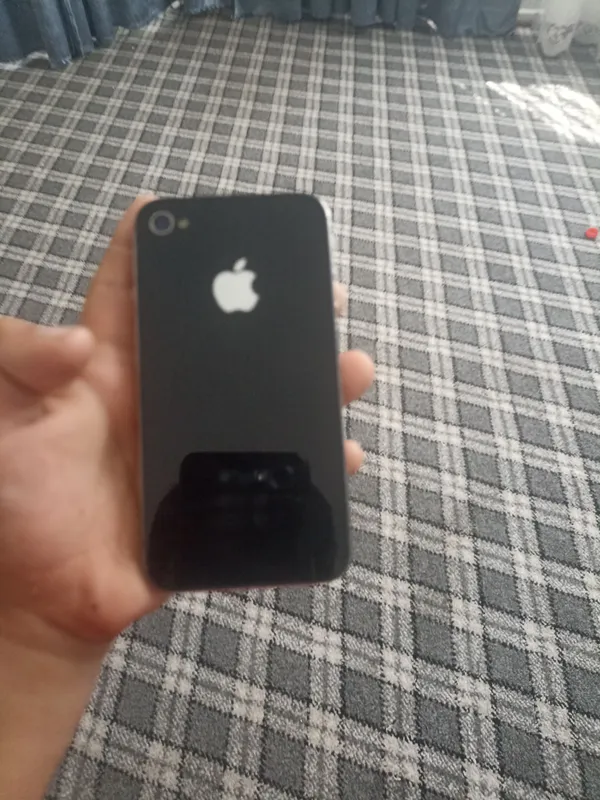iphone4 sotiladi
