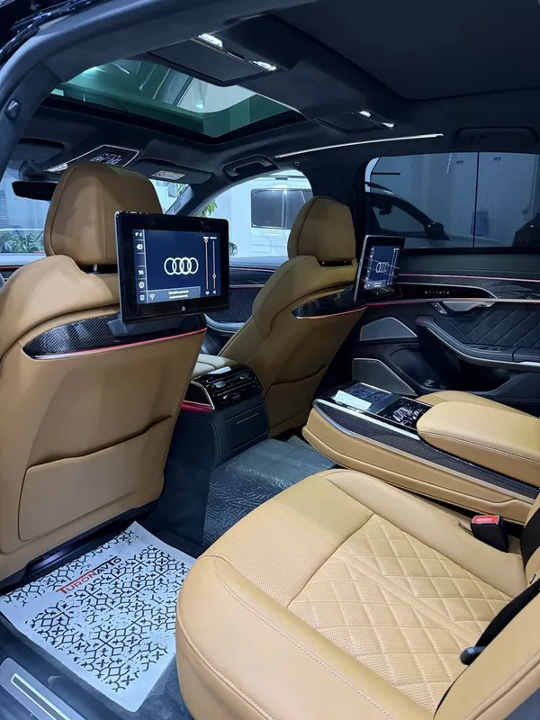 Audi S8 Quattro — фото 7