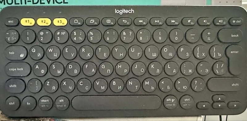 Беспроводная клавиатура Logitech K380 Multi-Device 3 Беспроводная клавиатура Logitech K380 Multi-Device 3