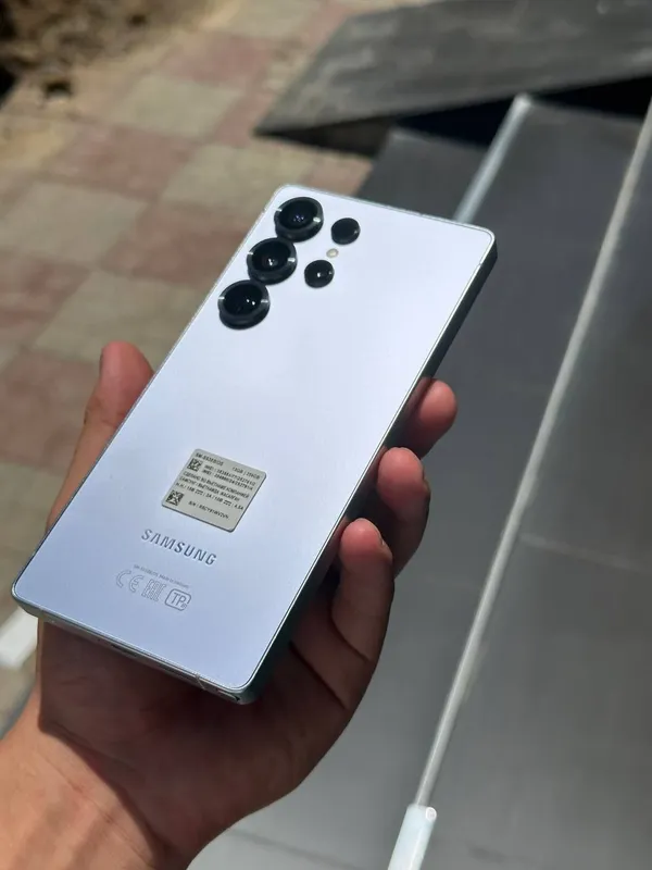 Samsung S25 Ultra 3